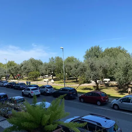 Af Faraone 4* בארי