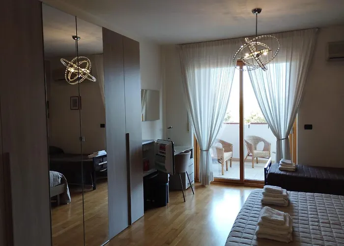 בית הארחה Af Faraone 4*